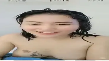 Live Show Cewek Cantik Goyang Erotis Bikin Lemas Pria poster